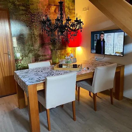 Hoch Hamburg, Ein Traum Unterm Dach Geesthacht