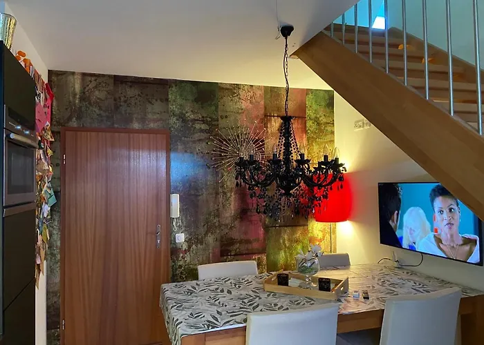 Hoch Hamburg, Ein Traum Unterm Dach