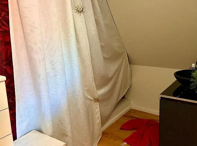 Hoch Hamburg, Ein Traum Unterm Dach